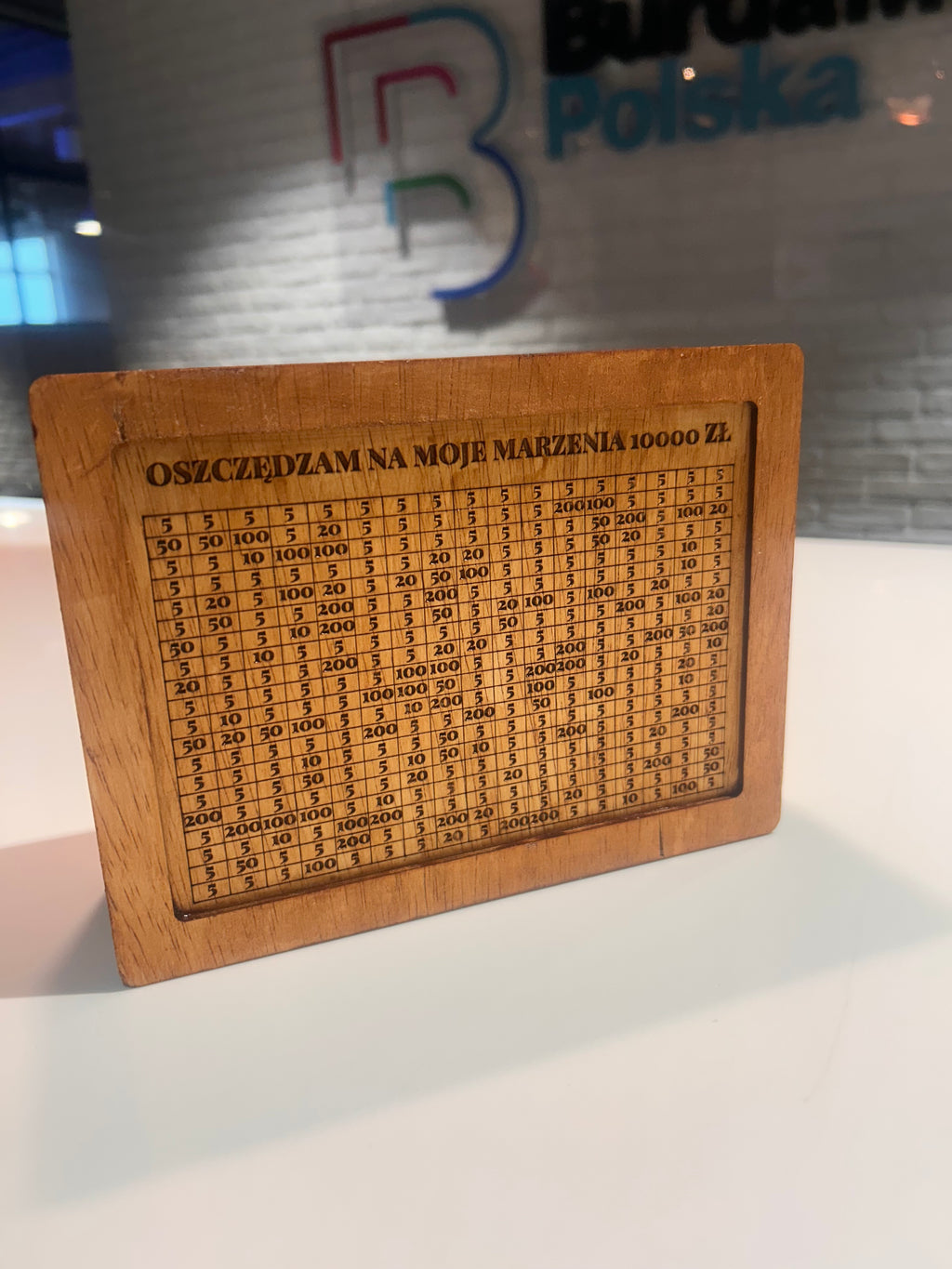 Personalizowana skarbonka wykreślana